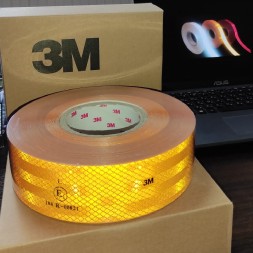 Светоотражающая лента 3M (Китай)  50,8 мм. х 45,7 м. желтая