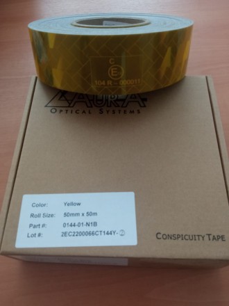 Лента AURA  светоотражающая, для твердых поверхностей 50 м. 